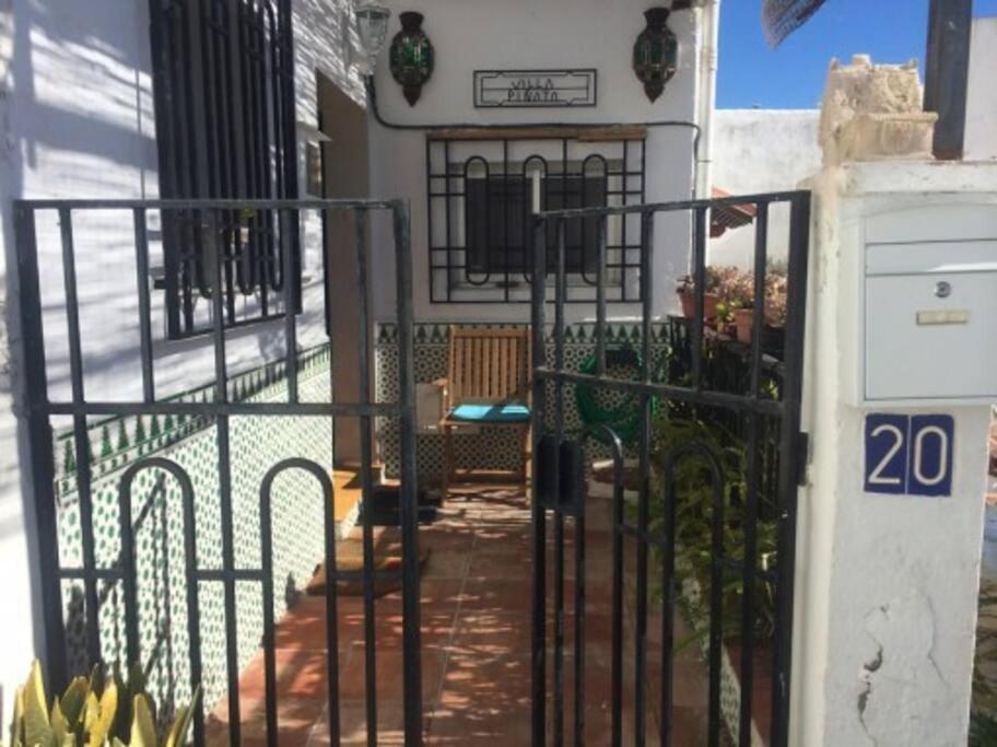 Amazing Sea And Mountain View! Casita Pinata Apartment Salobrena Exterior photo